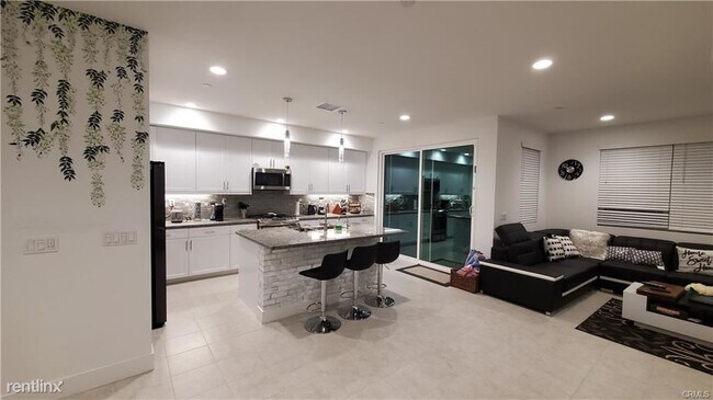 Building Photo - 4 br, 4 bath House - 84626 Litorale Ct