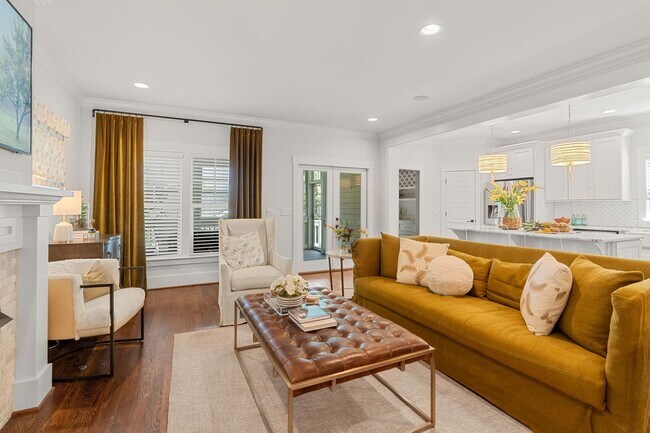 Foto del edificio - Fully Furnished 5 Bedroom Rental in 12 Sou...