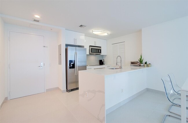 Foto del edificio - 300 S Biscayne Blvd