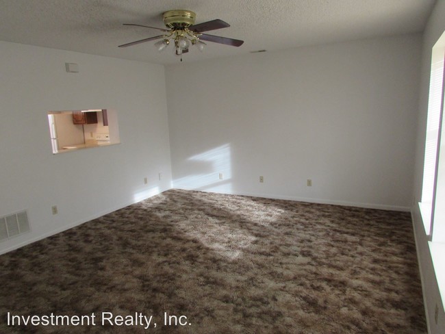 Building Photo - 1-100 Faulkner Cir