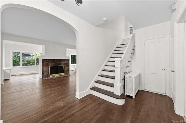 Foto del edificio - 11 Brookside Cir