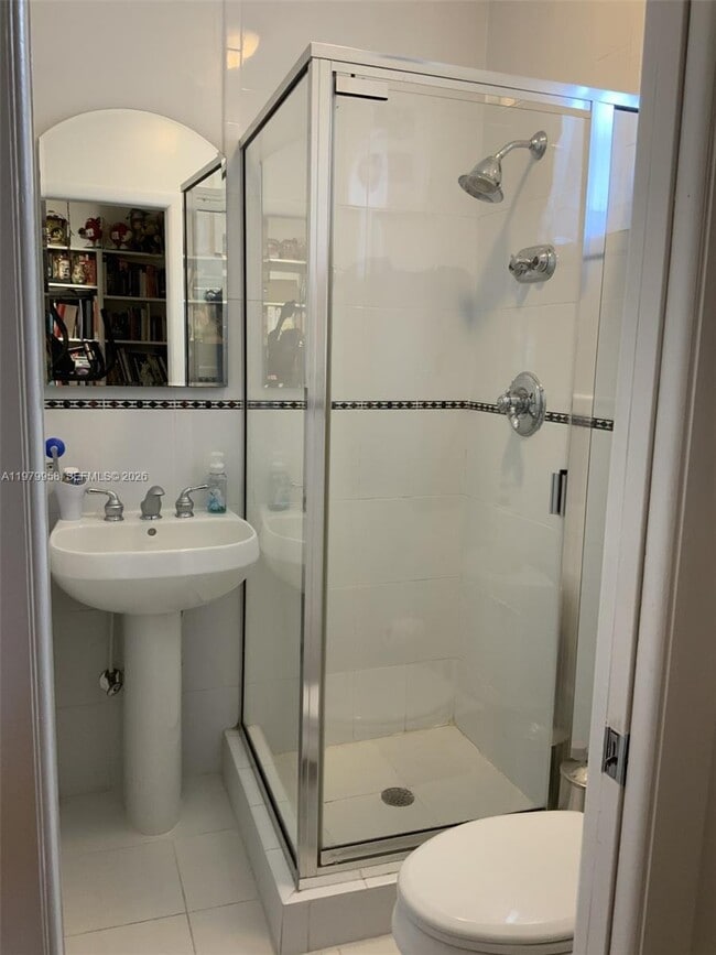 Building Photo - 5780 SW 59th Pl