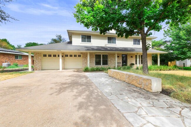 Building Photo - 6303 Morning Dew Dr