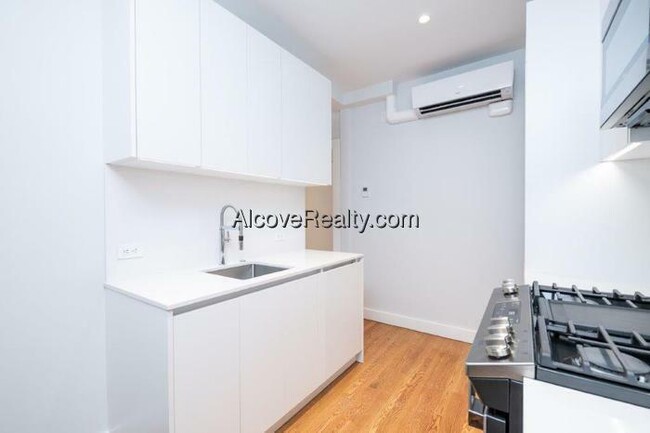 Foto del edificio - 17a Forest St