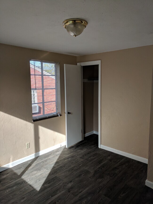 Foto del edificio - 4343 Coleridge St