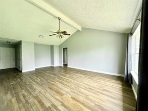 Building Photo - 1338 Holbech Ln