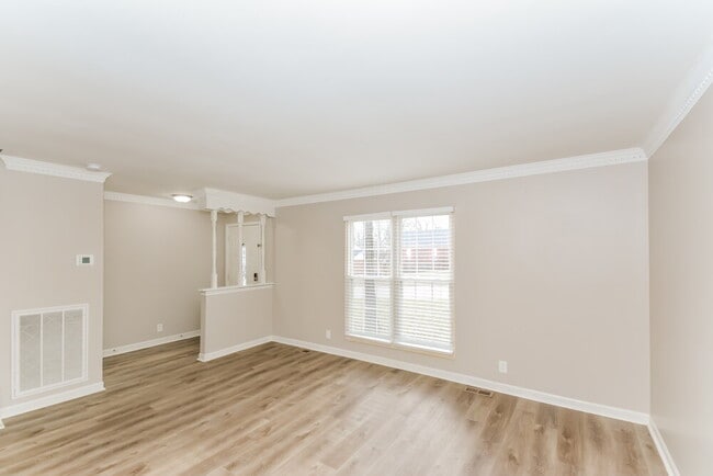 Building Photo - 3336 Country Ridge Dr