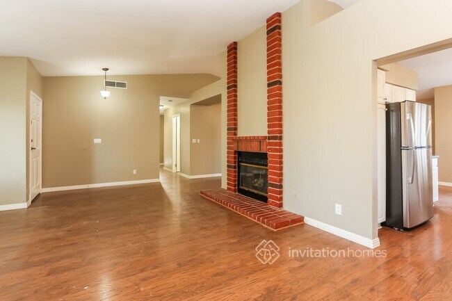 Building Photo - 155 Drifting Sand Ct