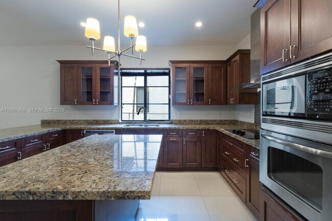 Foto del edificio - 324 SW 30th Rd