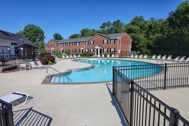 Building Photo - Williamsburg North