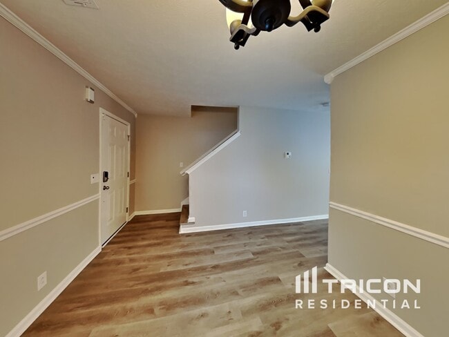 Building Photo - 7120 Commonwealth Cir