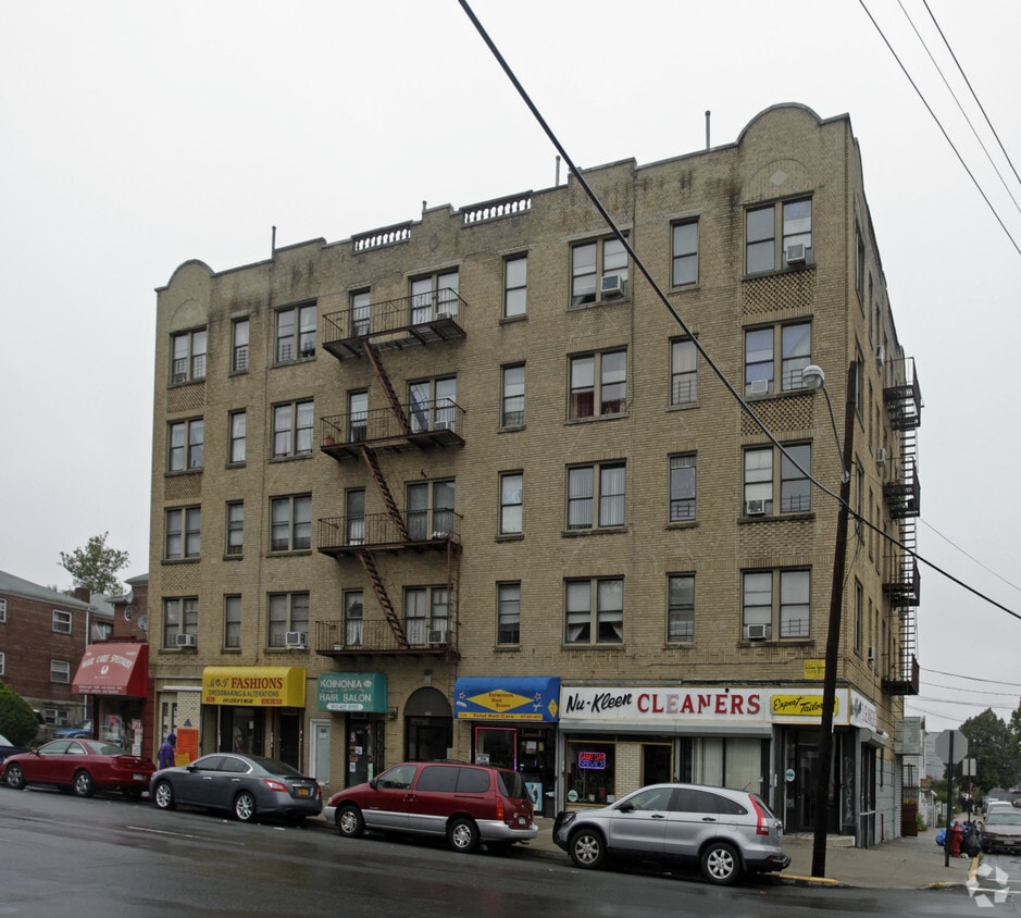 739747 Nereid Ave, Bronx, NY 10466 Apartments in Bronx, NY