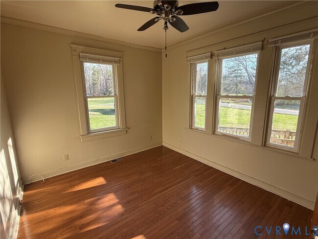 Foto del edificio - 4667 Bell Rd