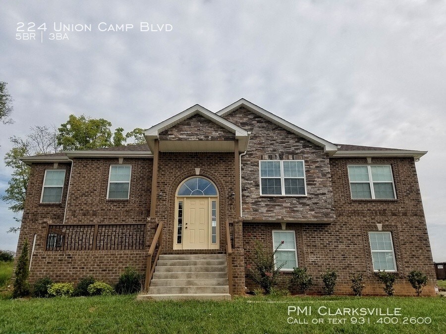 Primary Photo - Amazing 5 Bedroom Home in Anderson Place