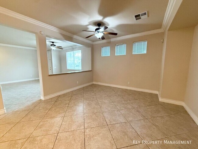 Foto del edificio - 10511 Broadhead-