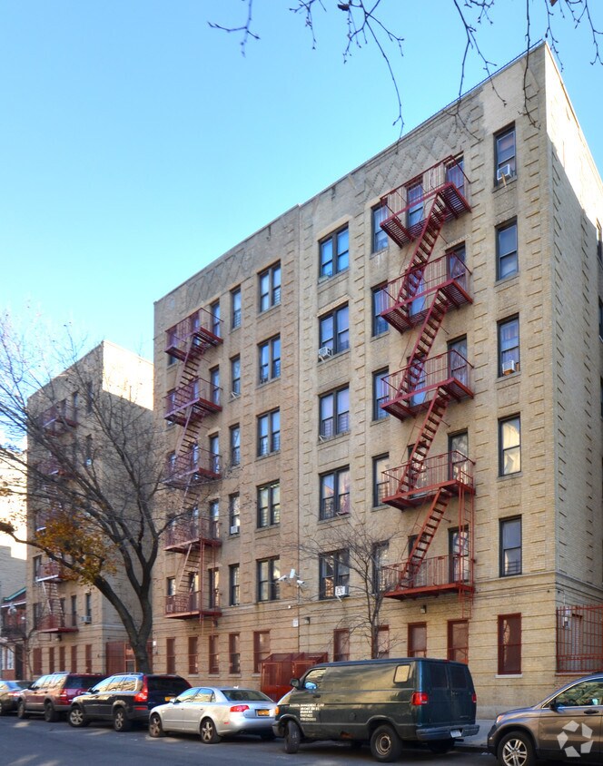 Foto principal - 3424 Gates Pl