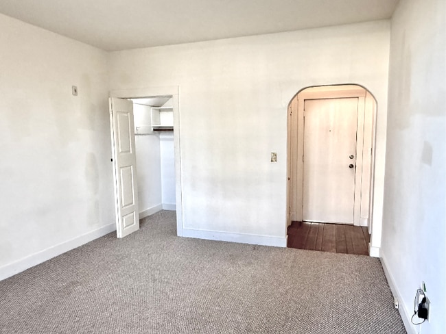 Photo - 2818 Telegraph Ave Apartment