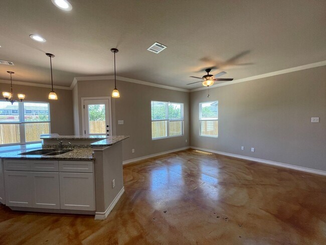 Foto del edificio - Town home for rent