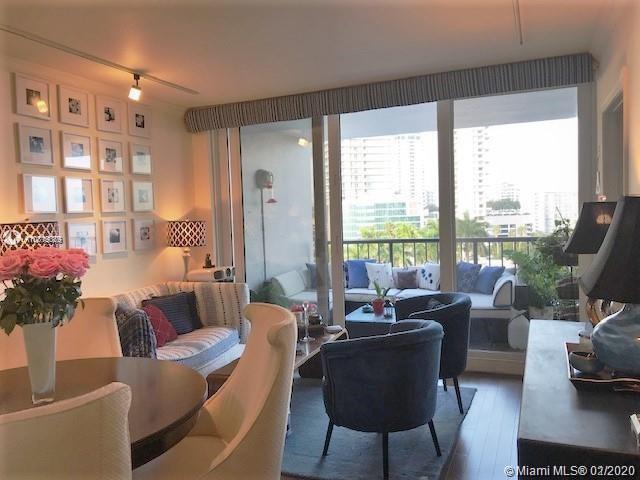 Building Photo - 1581  Brickell Ave  508 Miami Fl 33129