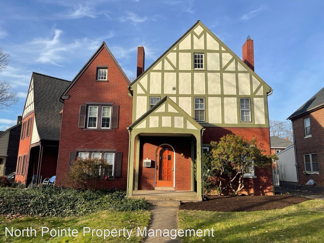 Foto principal - 3 br, 2 bath House - 805 Janet Ave