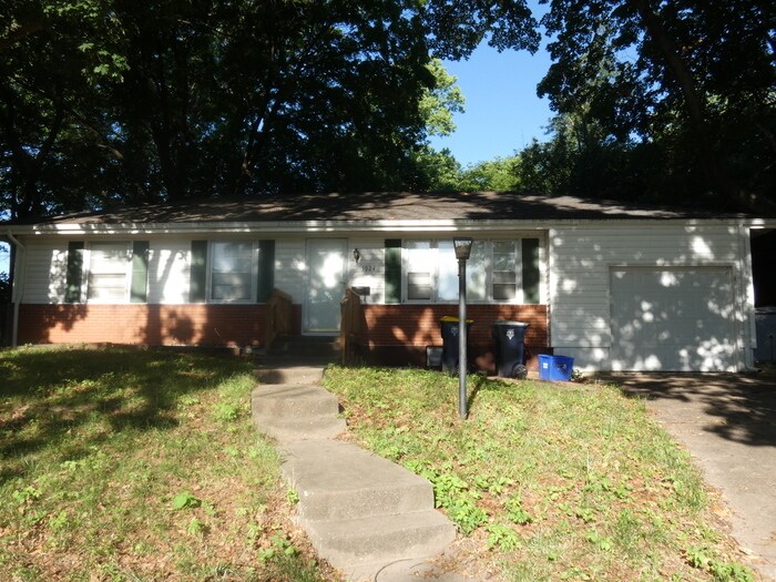 Foto principal - Northland Home 3924 N Denver Ave