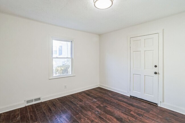 Foto del edificio - For rent! 2 Bedroom 1 Bathroom
