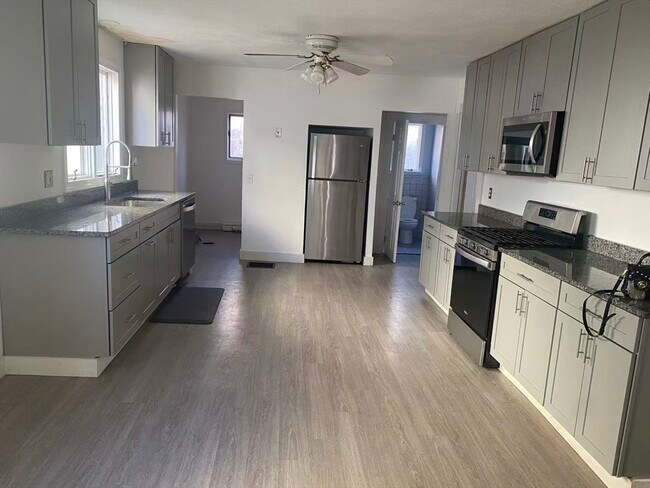 Foto del edificio - 91 Beltran St