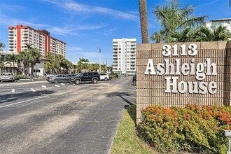 Building Photo - 3113 S Ocean Dr