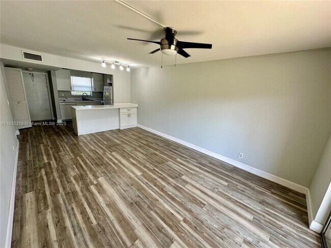 Foto del edificio - 2755 W Atlantic Ave