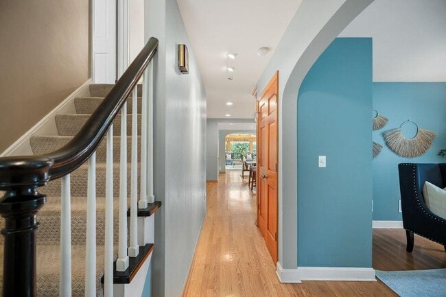 Foto del edificio - 5160 N Kent Ave