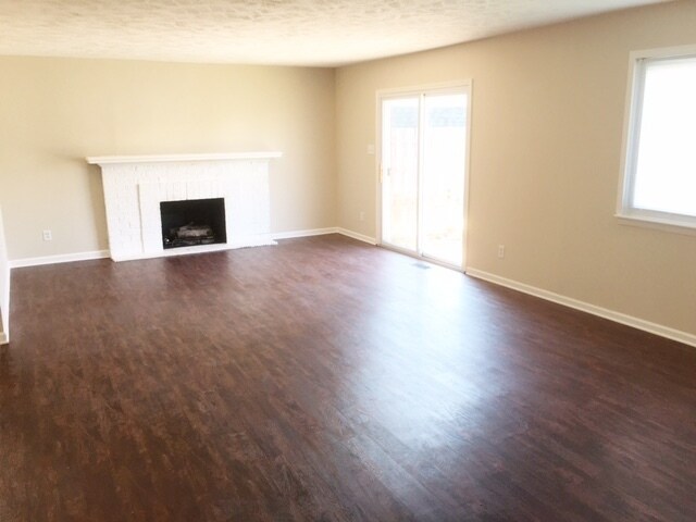 Foto del edificio - 5526 Antoneli Ln