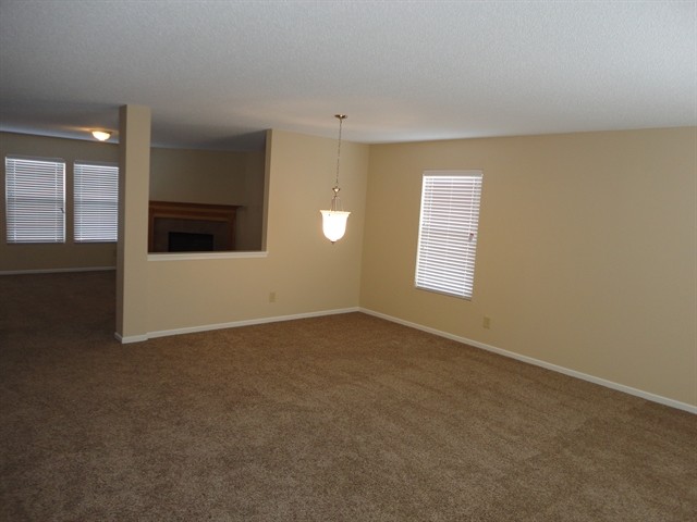 Building Photo - 10395 Butler Dr