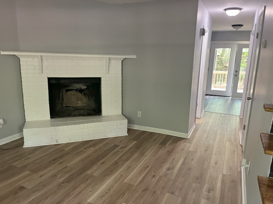 Foto principal - 4112 Arckelton Dr