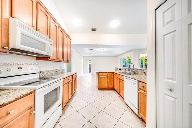 Foto del edificio - 4634 SW Eagle St