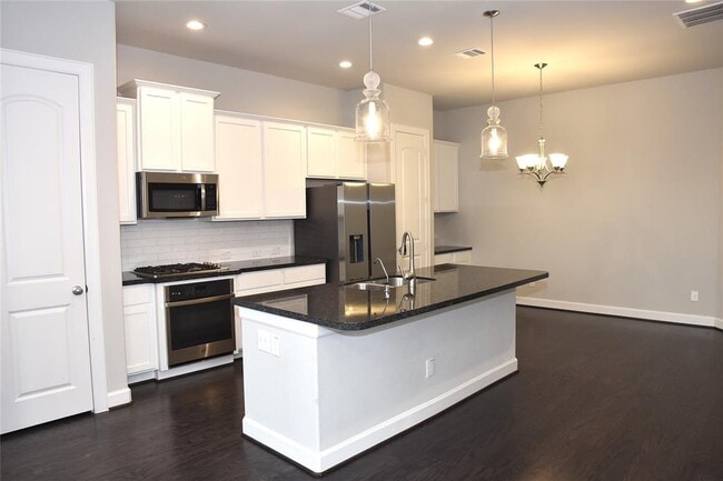 Foto del edificio - 2024 Millbridge Spring Ln