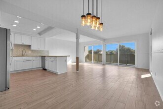 Building Photo - 4065 Harrison St