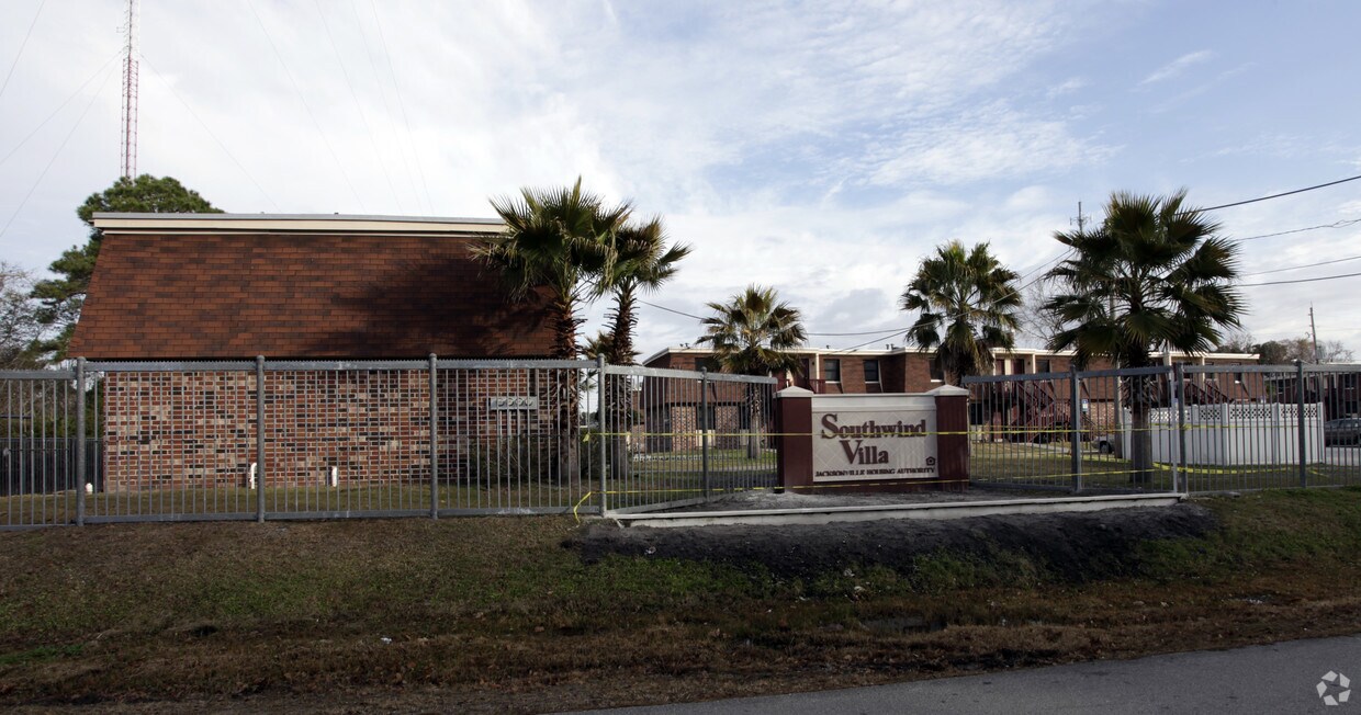 Primary Photo - Southwind Villa Apartments