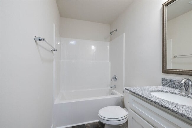 Foto del edificio - 111 Pendleton Place Way