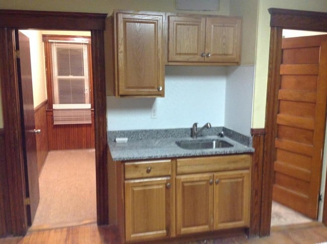 Building Photo - 9 Euclid Ave - Apt 3, Worcester MA 01610