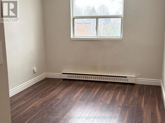 Building Photo - 357 Wilson Rd S