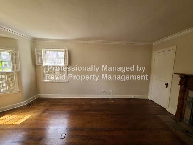 Foto del edificio - 3 Bed 2 bath home off Central Ave.