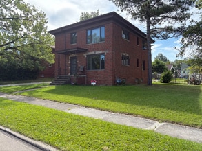 Building Photo - 5231 Daleside Dr