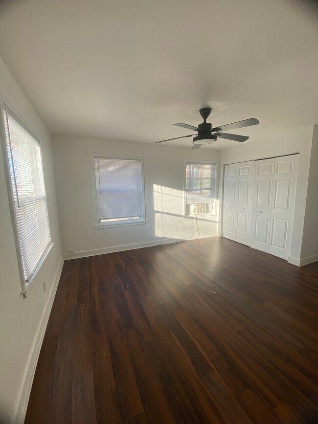 Building Photo - 4013 Taylor Blvd
