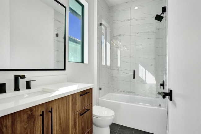 Building Photo - Southwest 7th Avenue, Fort Lauderdale, FL 33315 - 3 BR 3.5 BA townhouse