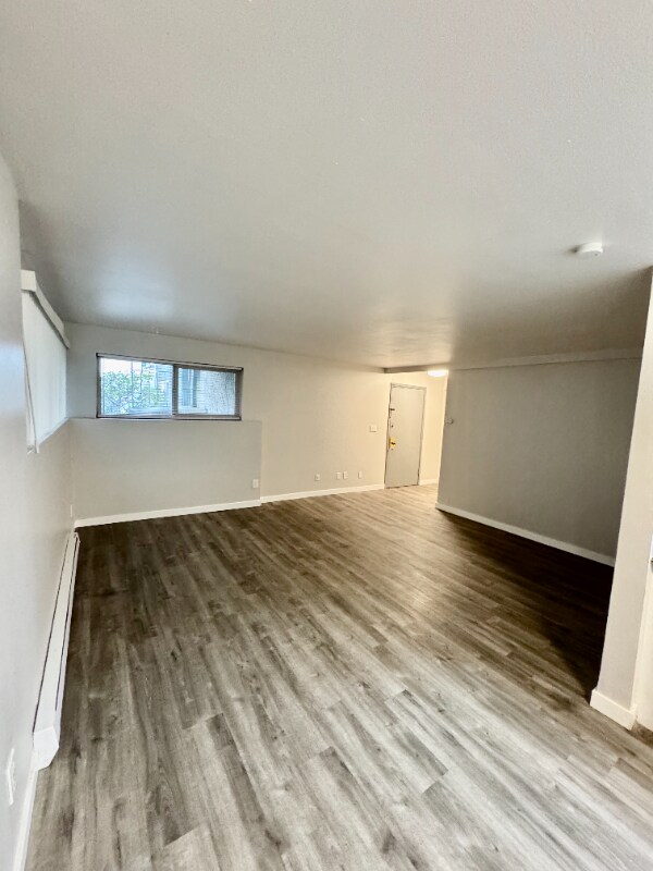 Foto del edificio - 2415 8th Ave N