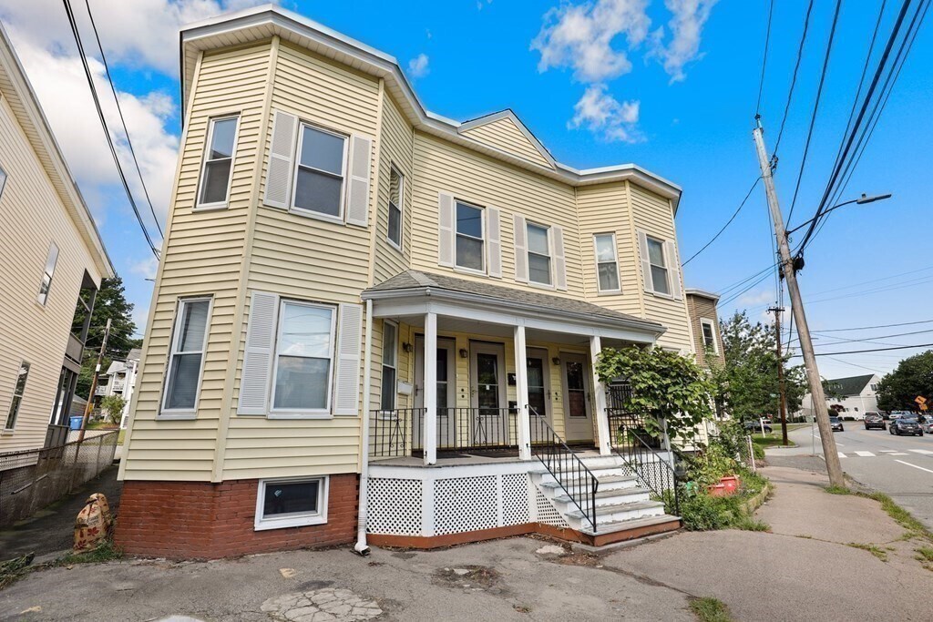Primary Photo - 44 Grove St