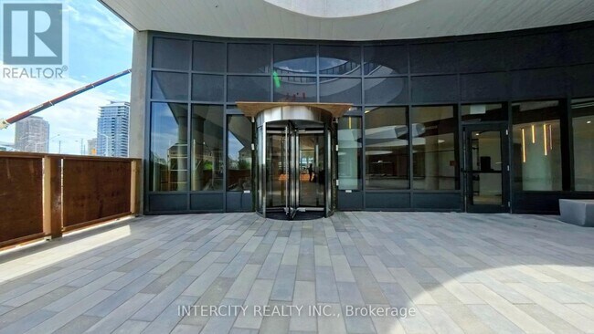 Photo du bâtiment - 5105 Hurontario St