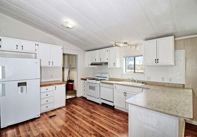 Building Photo - Your Delta Dream Starts Here ?