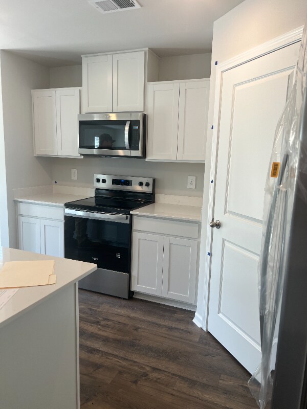 Foto del edificio - 1406 Saddle Trace Dr