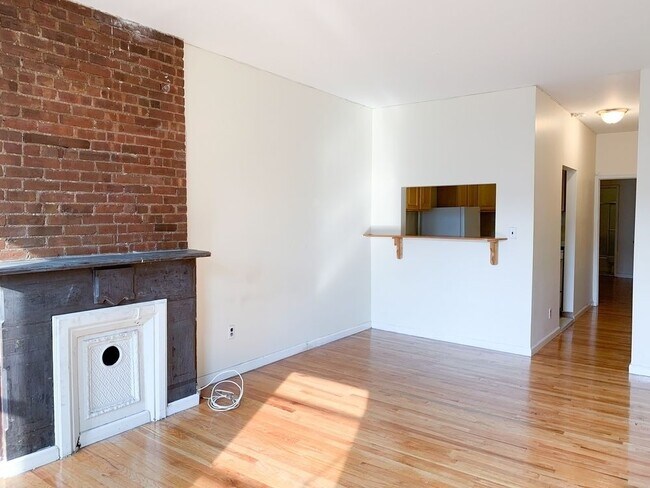 Foto del edificio - 690 9th Ave